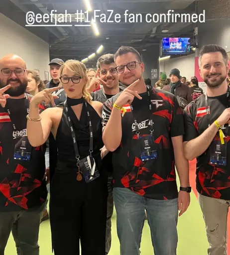 Image 24419161 from Sjokz