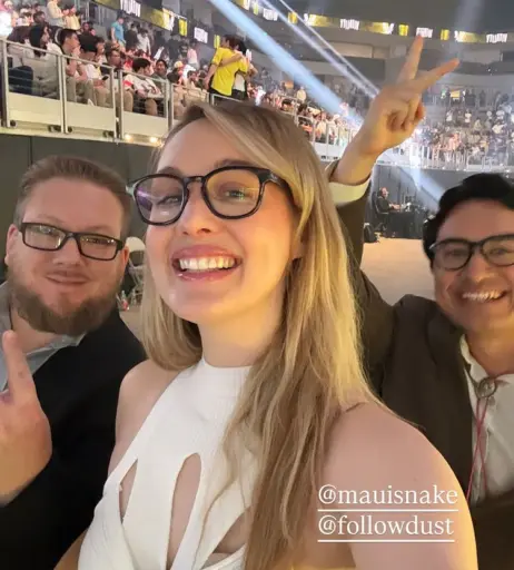 Image 24419336 from Sjokz