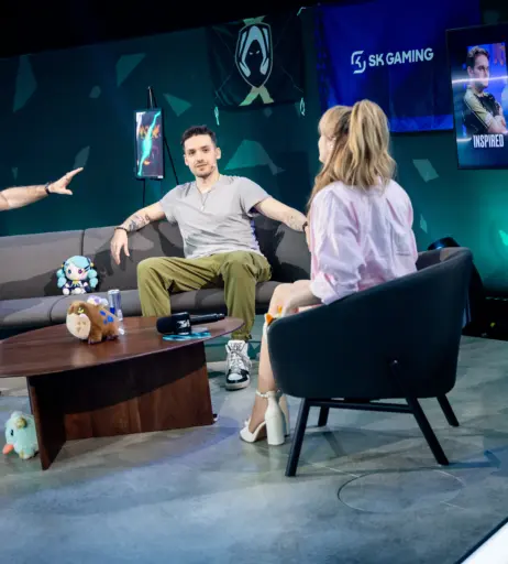 Image 24419351 from Sjokz
