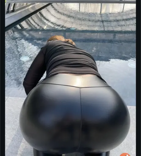 Image 2442125 from Aurora Sarto