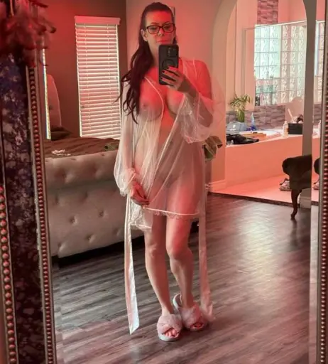 Image 24436234 from Alexis Fawx / alexisfawx
