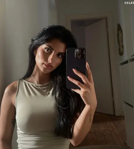 Image 2443377 from Sararslan