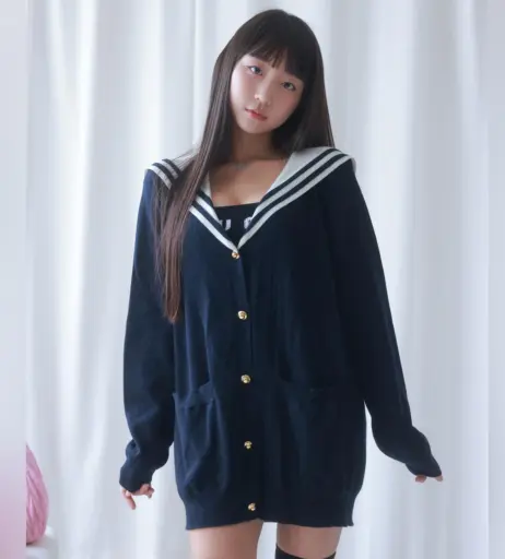 Image 24365973 from Eunji Pyoapple