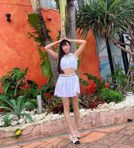 Image 24365809 from Eunji Pyoapple