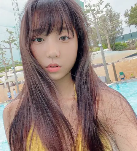 Image 24365435 from Eunji Pyoapple