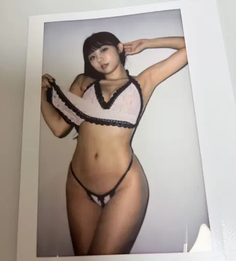 Image 24365657 from Eunji Pyoapple