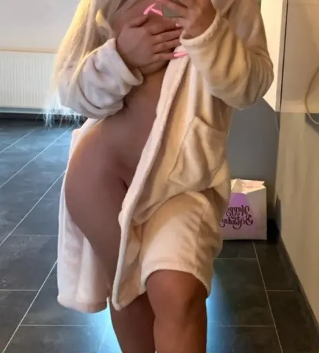 Image 243678 from Tamaravonostrowski