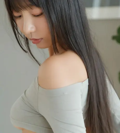 Image 24367139 from Eunji Pyoapple