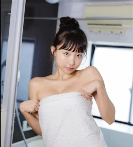Image 24367174 from Eunji Pyoapple
