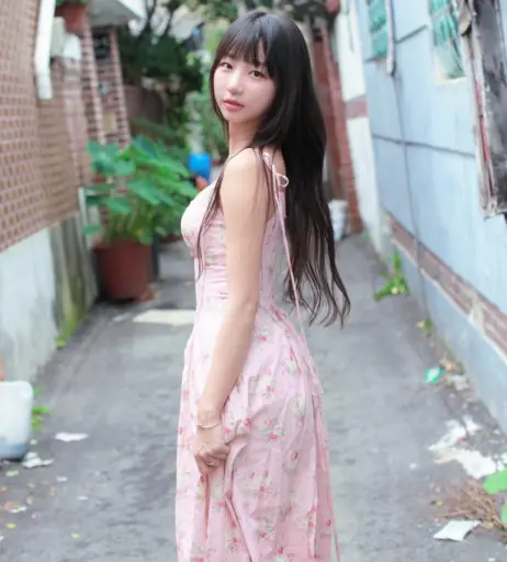 Image 24366914 from Eunji Pyoapple