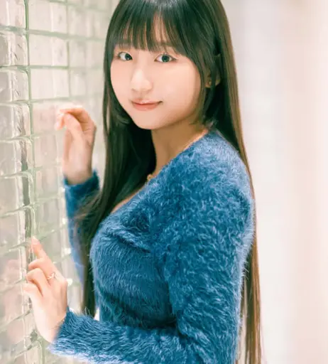 Image 24366412 from Eunji Pyoapple