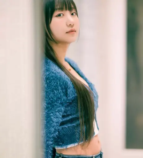 Image 24366417 from Eunji Pyoapple