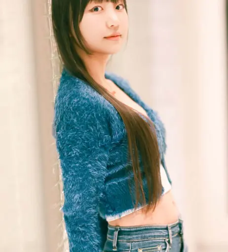 Image 24366403 from Eunji Pyoapple