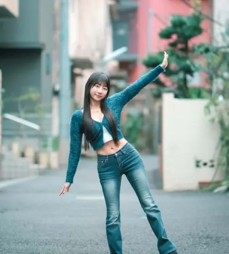 Image 24366400 from Eunji Pyoapple