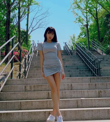 Image 24366783 from Eunji Pyoapple