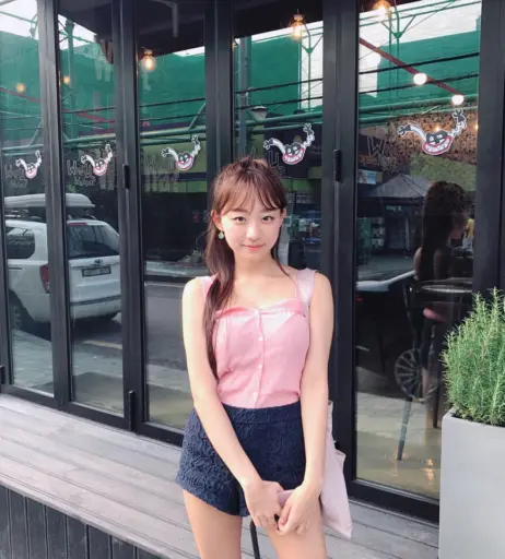 Image 24366712 from Eunji Pyoapple