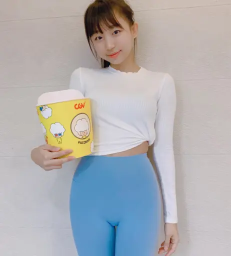 Image 24366750 from Eunji Pyoapple