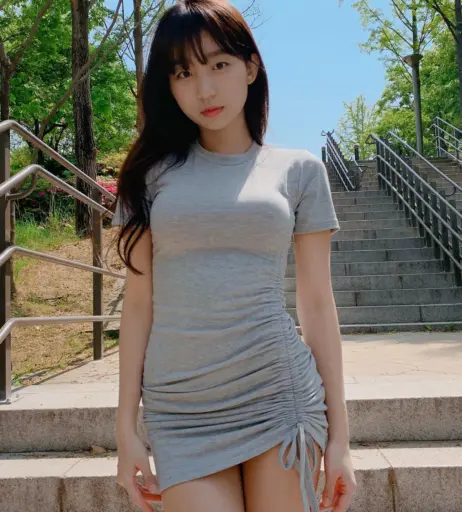 Image 24366779 from Eunji Pyoapple