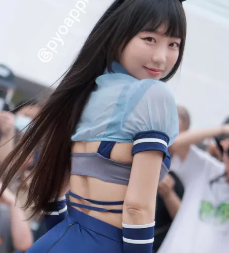 Image 24366635 from Eunji Pyoapple