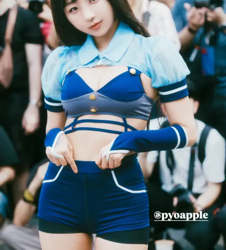 Image 24366638 from Eunji Pyoapple
