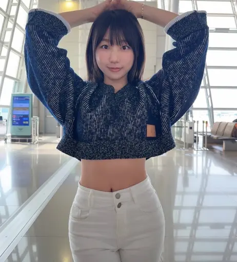 Image 24366180 from Eunji Pyoapple