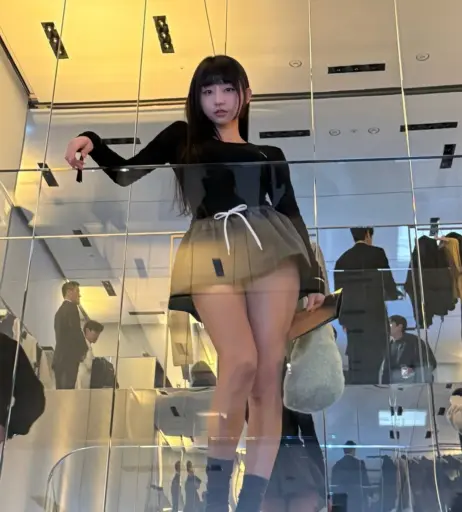 Image 24366159 from Eunji Pyoapple