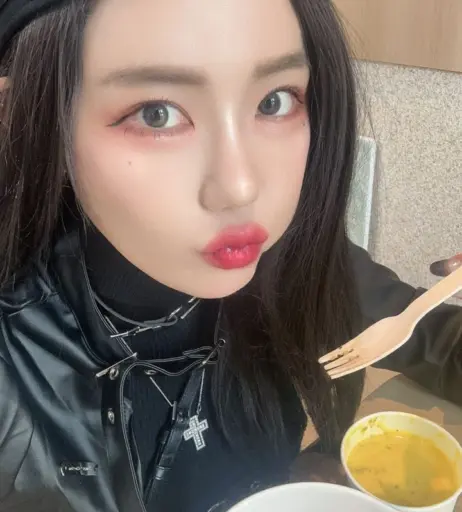 Image 24363397 from Berry -  빛베리