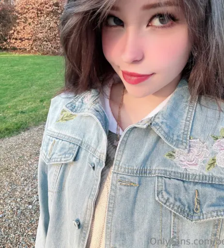 Image 243407 from Belle Delphine