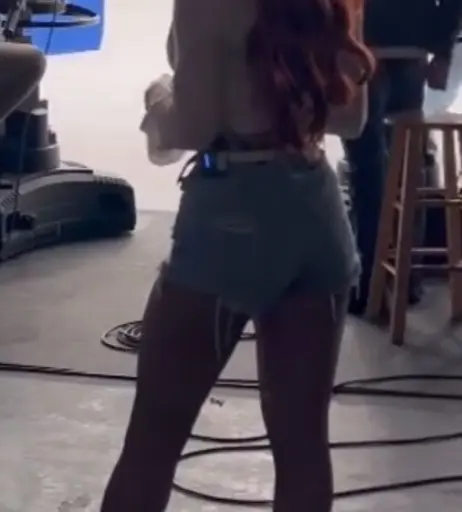 Image 24343247 from jennalynnmeowri / Jenna Lynn Meowri