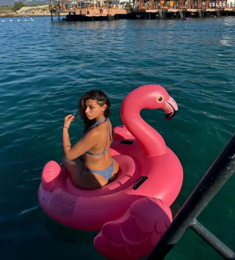 Image 2438158 from Asya alizade