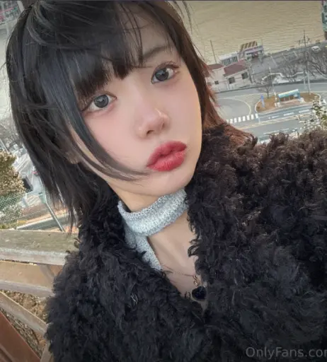 Image 24381108 from Wuyo99 | Wuyo (우요) | goodmorningyui