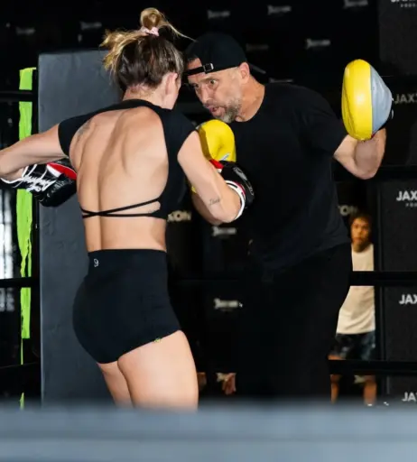 Image 24242062 from Women of UFC &amp; MMA