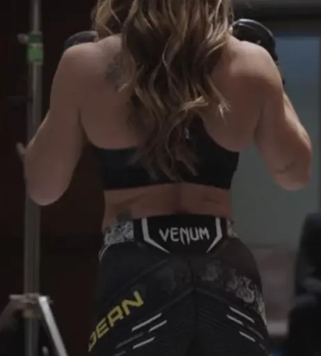 Image 24242061 from Women of UFC &amp; MMA