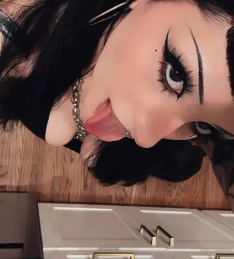 Image 24221232 from lil.batzz / lilbatz