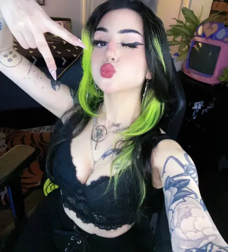 Image 24220722 from lil.batzz / lilbatz