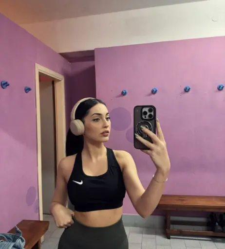 Image 24237660 from Mona Schon (Italian Streamer)