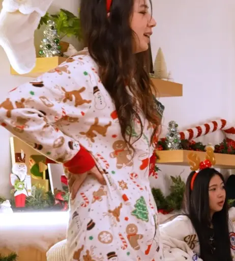 Image 24237358 from Fuslie (Leslie)