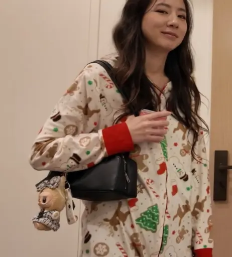Image 24237376 from Fuslie (Leslie)