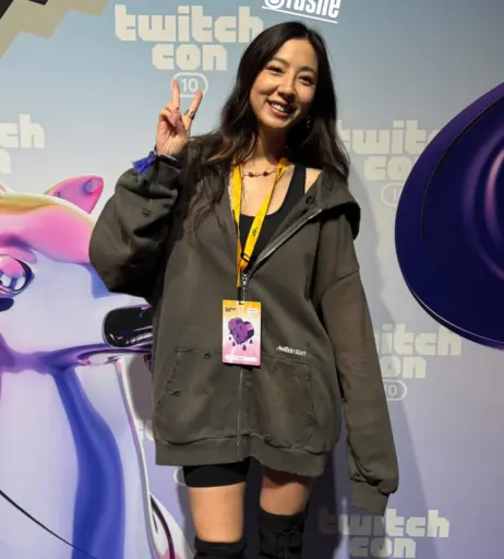Image 24237267 from Fuslie (Leslie)