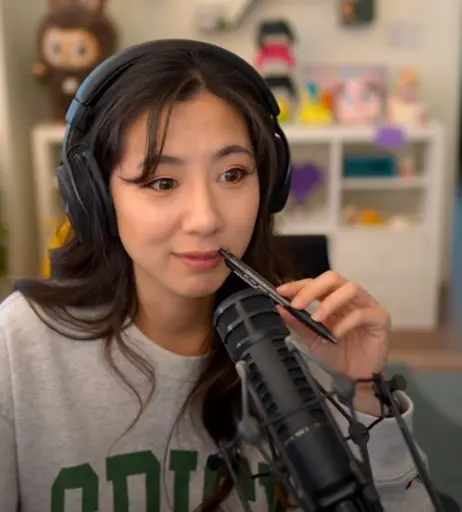 Image 24237253 from Fuslie (Leslie)