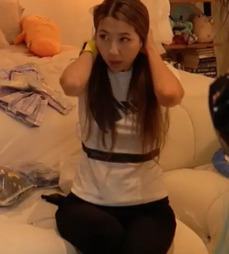 Image 24236954 from Fuslie (Leslie)