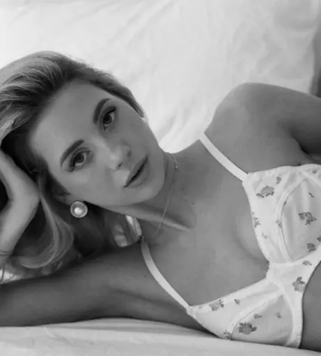 Image 2417726 from emmi_rose