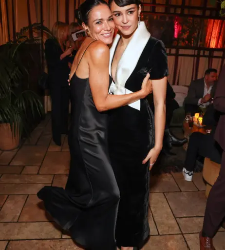 Image 24123728 from Courtney Eaton