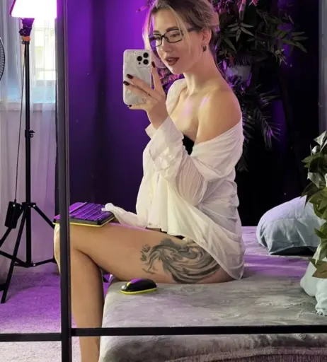 Image 2419270 from emmi_rose