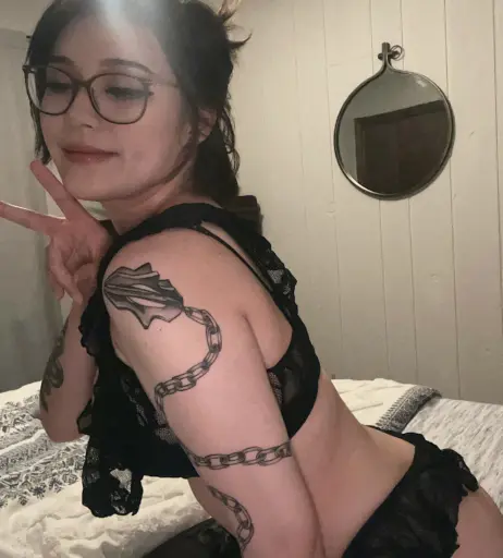 Image 2405433 from Vylerria