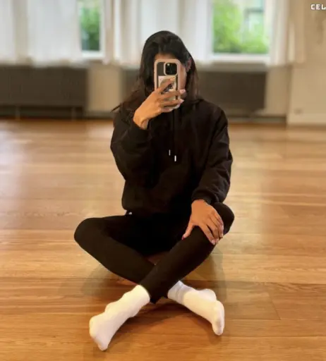 Image 2405704 from Isabela.Stillsinning