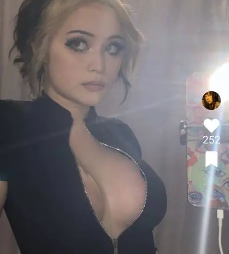 Image 2406886 from Vylerria