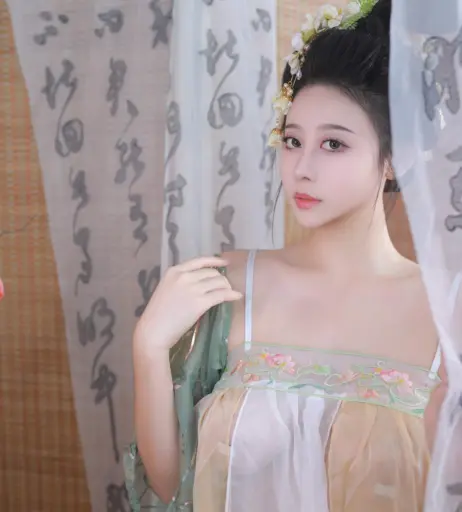 Image 24070579 from niceoppi / 奈汐酱nice / 奈汐