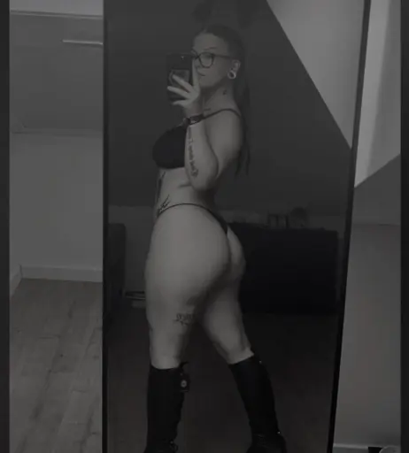 Image 2401714 from La_Lae_Chi