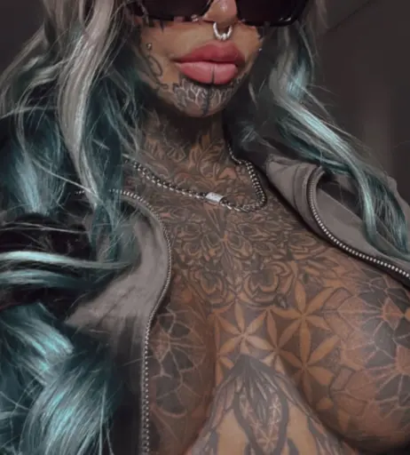 Image 2401174 from Amber Luke